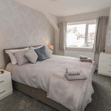 31 Lloyd Street West Villa Llandudno Exteriör bild