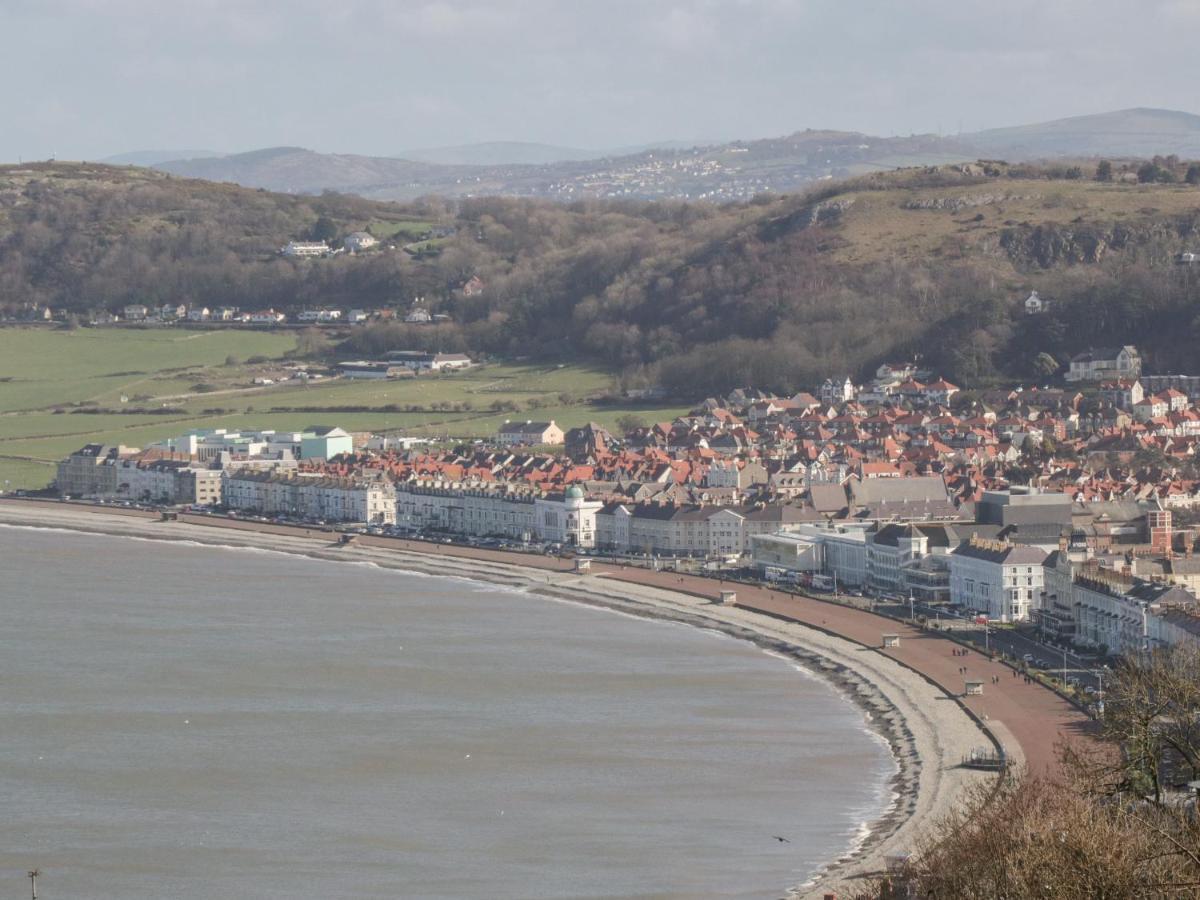 31 Lloyd Street West Villa Llandudno Exteriör bild